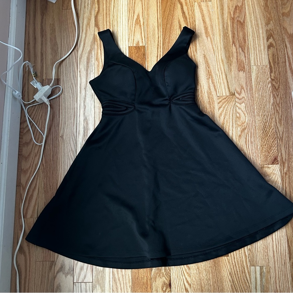 Cute black dress